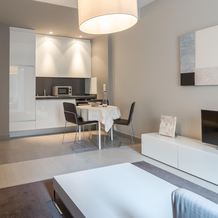 Four Stars Aparthotel Люксембург Екстериор снимка